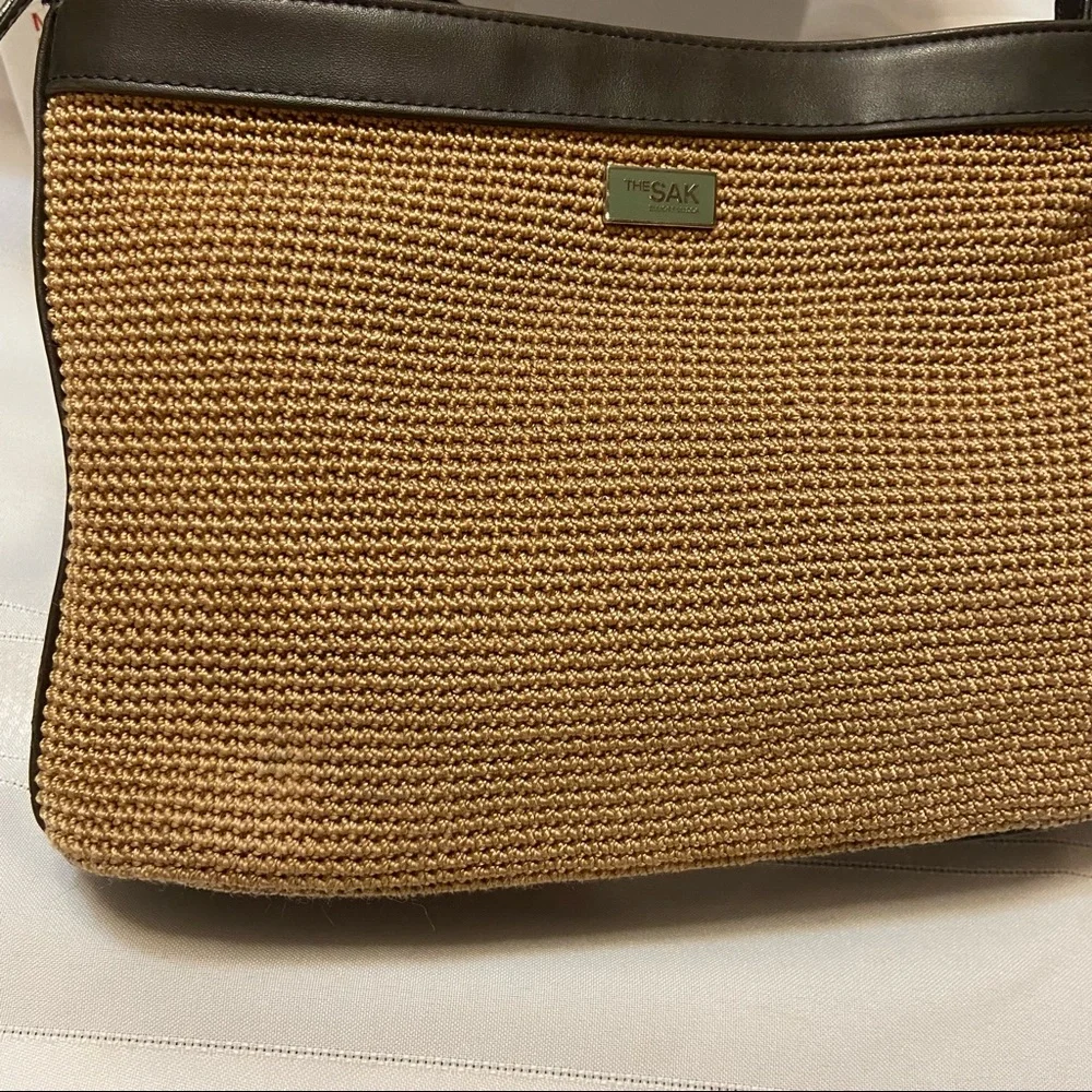 The SAK Tan Crocheted Womens Shoulder Bag with Brown Trim - Clean!